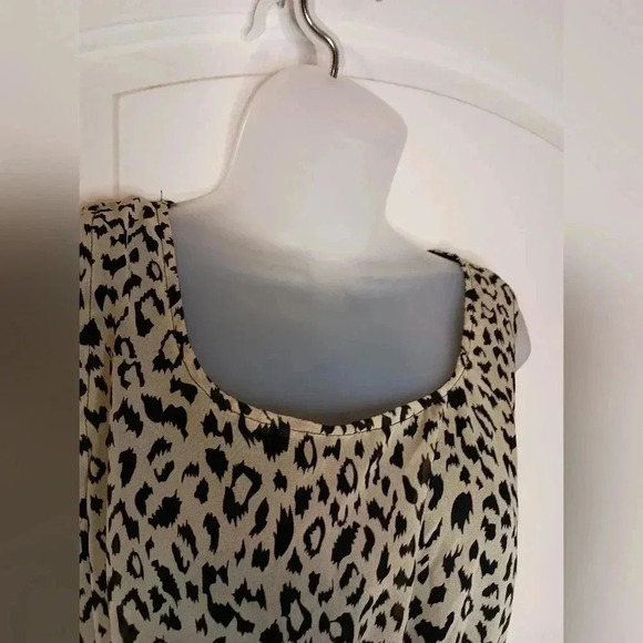 RUE21 Animal Print leopard print Midi dress (#839) - Picture 4 of 8